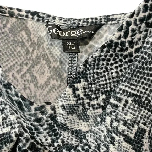 NWOT George, Snakeskin Print Nightgown, XL, Black & Grey 🌙 - Picture 5 of 8